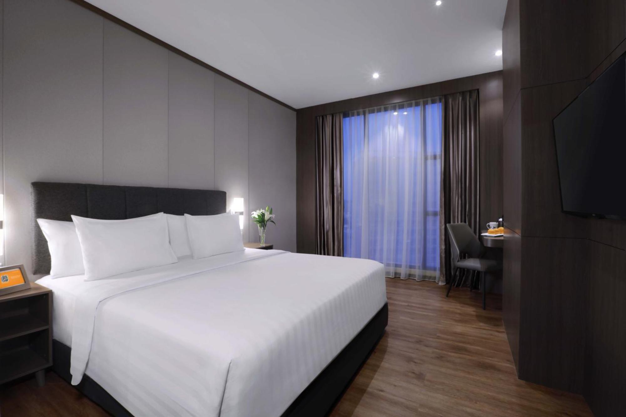 Harper Premier Nagoya Batam Hotel Bagian luar foto