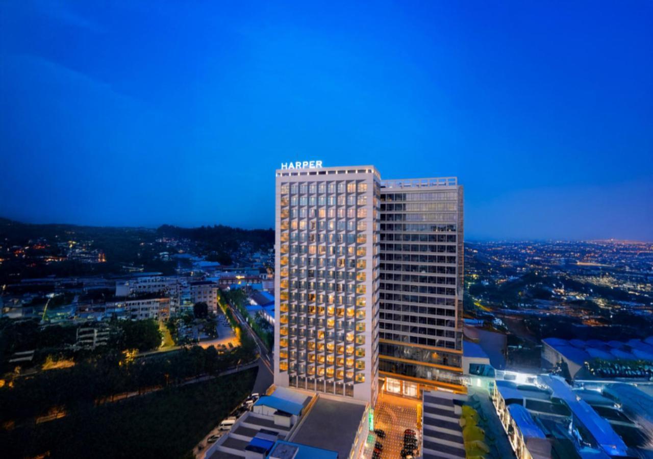 Harper Premier Nagoya Batam Hotel Bagian luar foto